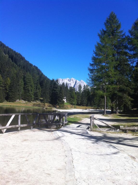 Rifugio Lago Nambino มาดอนนาดีกัมปิโญ ภายนอก รูปภาพ